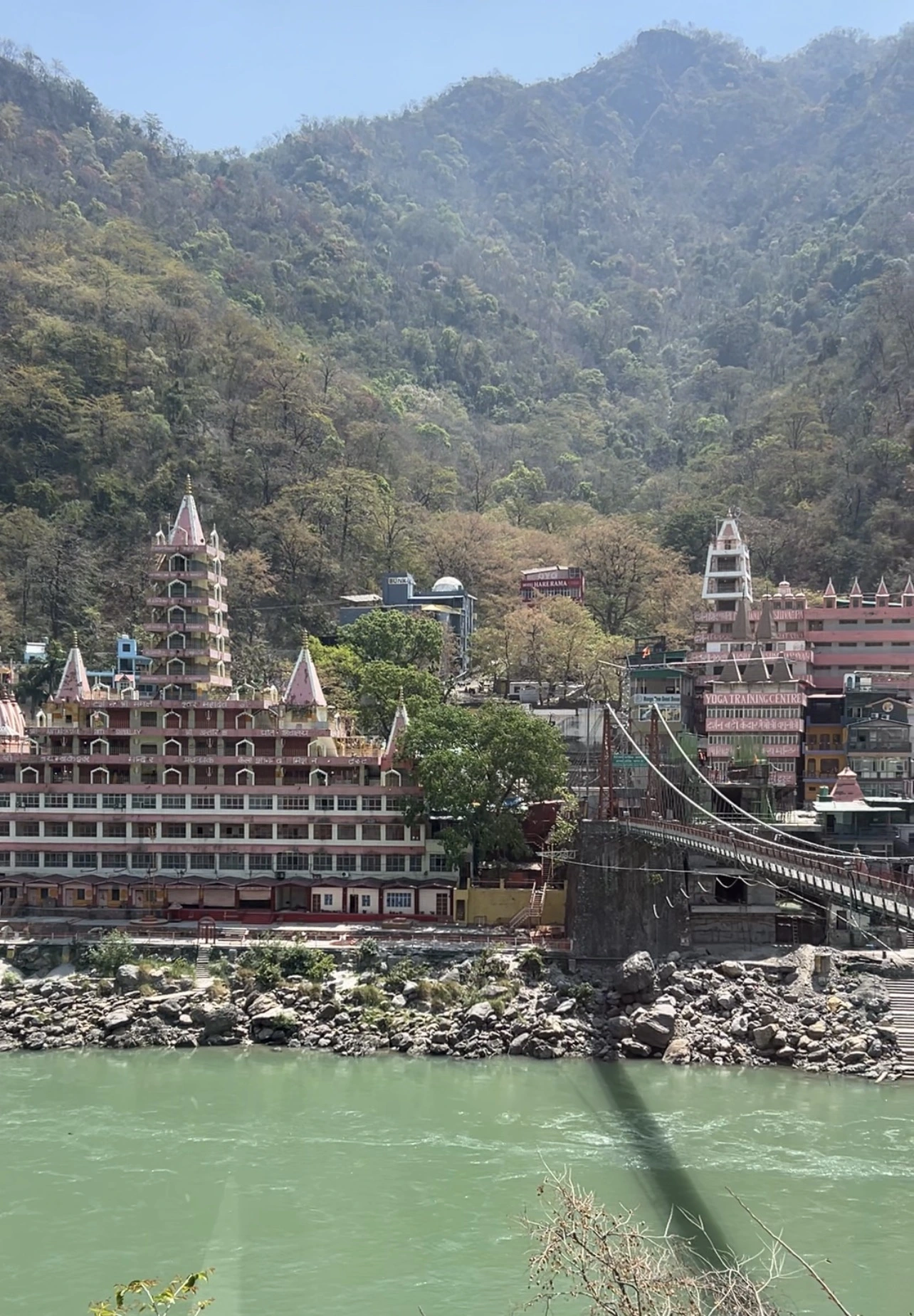 What to Expect on Your First Himalayan Meditation Retreat